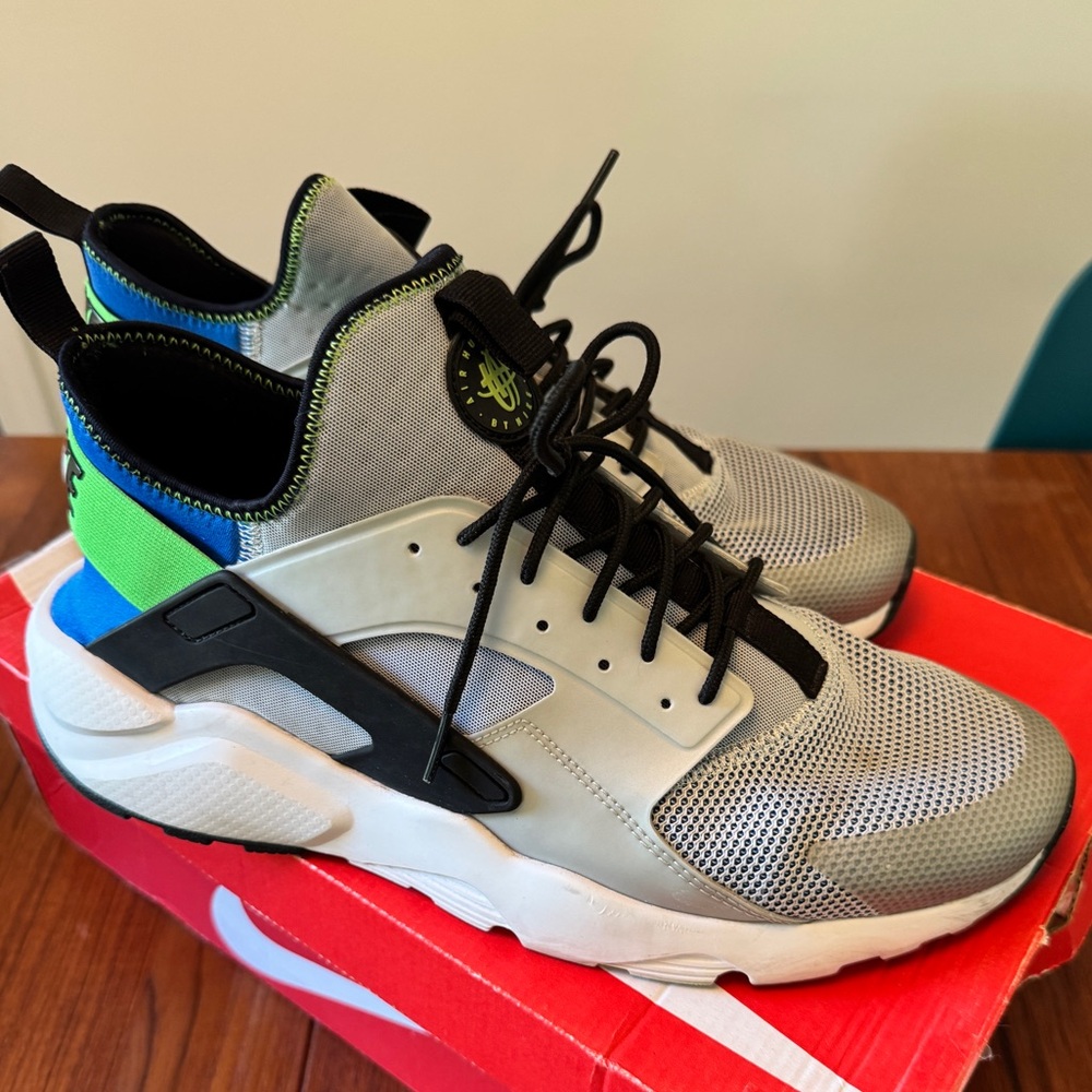 Nike Gray and Black Athletic Shoes with Green and Blue Accents